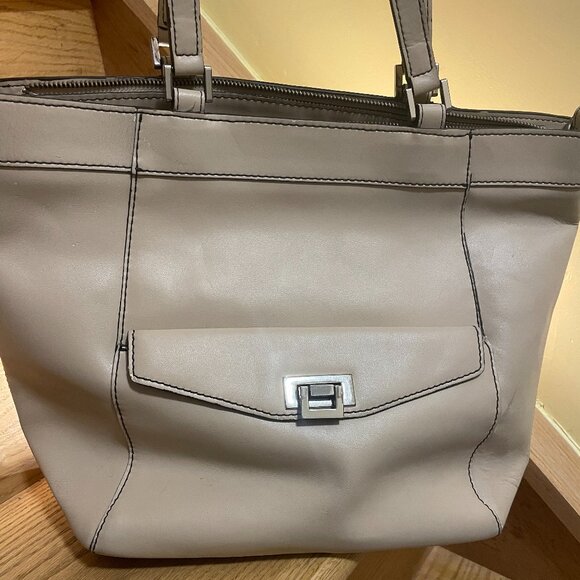 Danier satchel bag - Picture 1 of 7